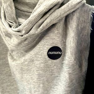 Nununu sleeveless shirt with hood size 8-9